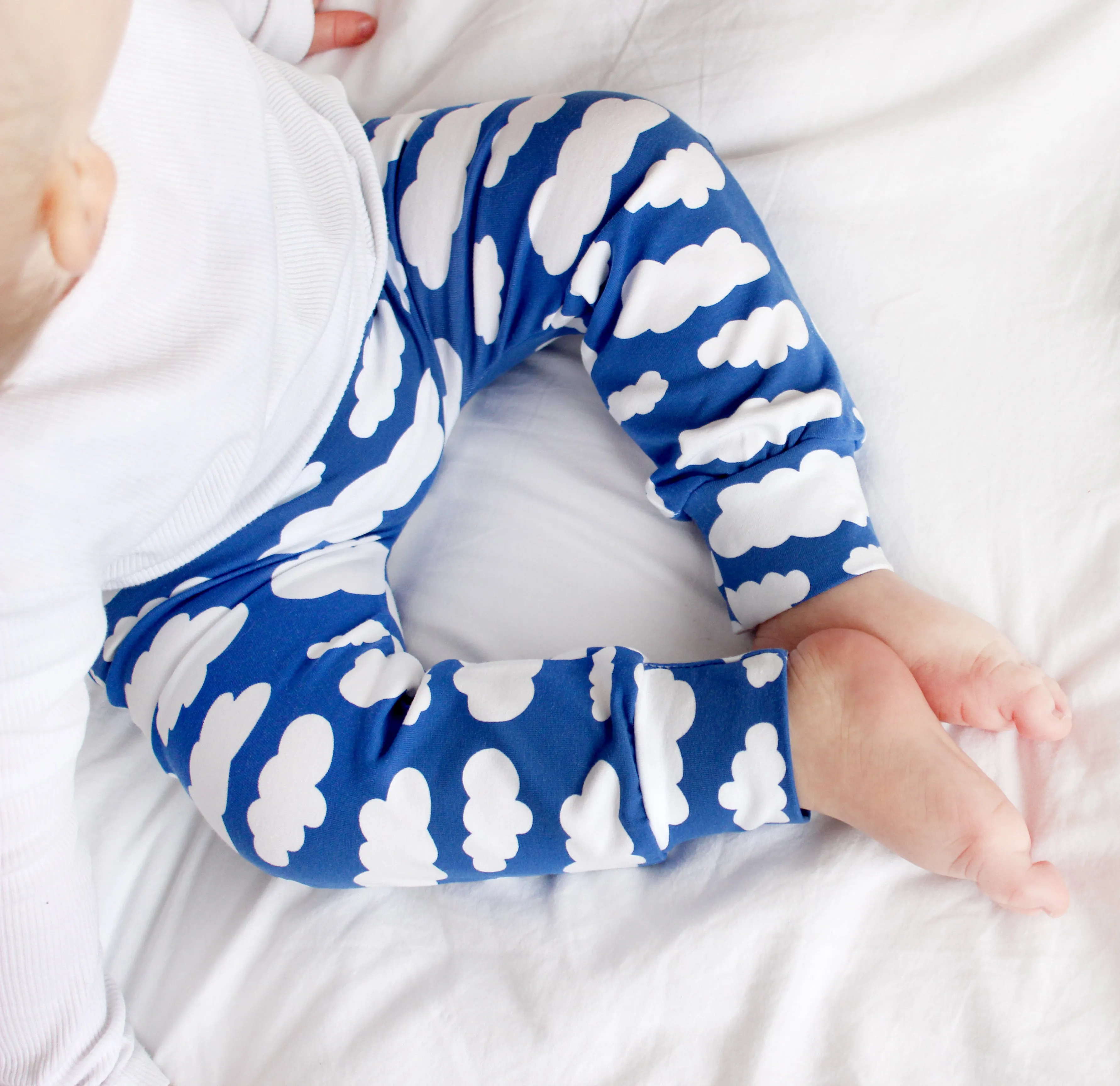 Pink Cloud Print Leggings